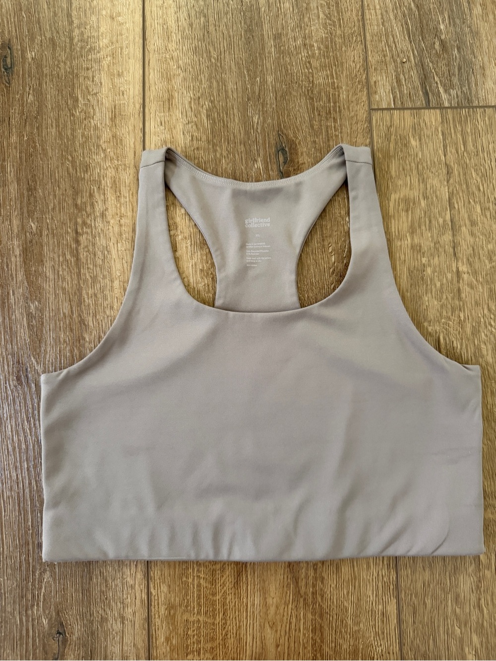 girlfriend collective Racerback Sports Bra - Taupe
